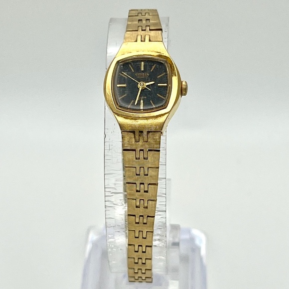 Citizen Vintage Rectangular Gold Plated Gold Black tones Ladies Watch Working - Picture 3 of 8